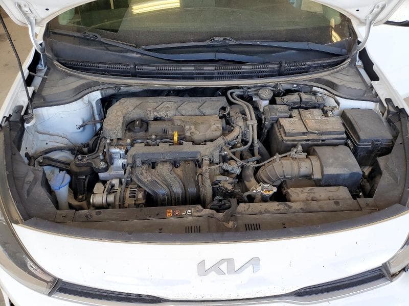 2022 KIA RIO S 11