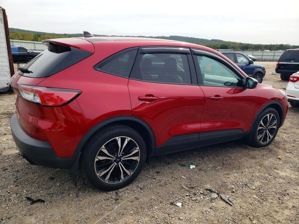 2021 FORD ESCAPE SE 3