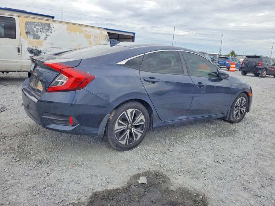 2018 HONDA CIVIC EXL 3