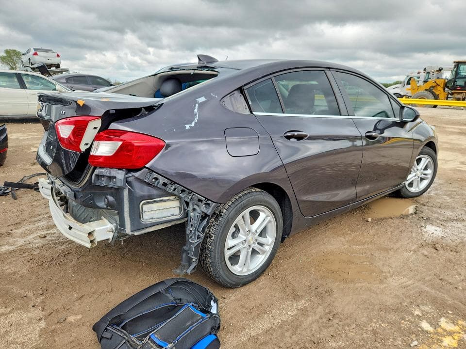 2017 CHEVROLET CRUZE LT 3