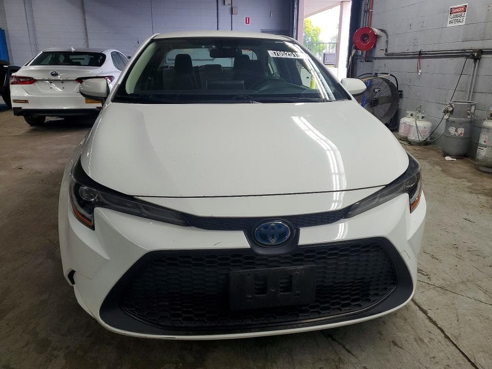 2021 TOYOTA COROLLA LE 5