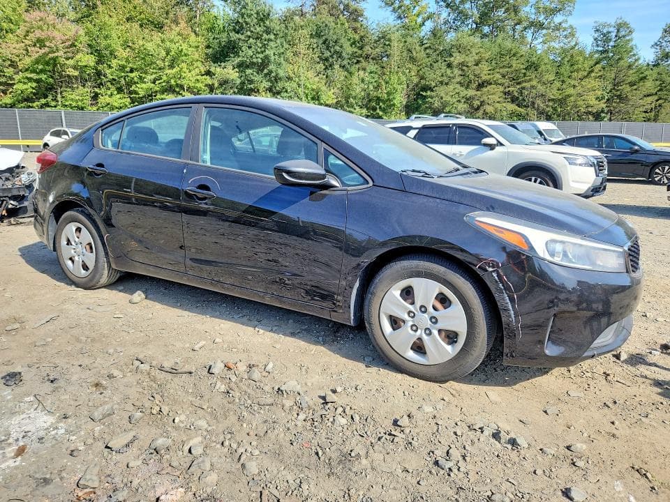 2017 KIA FORTE LX 4