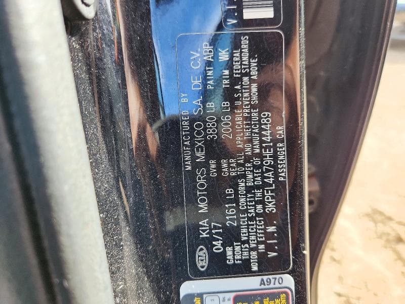 2017 KIA FORTE S 13