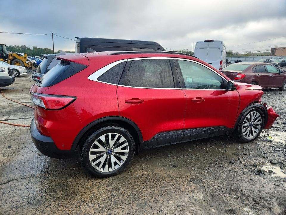 2020 FORD ESCAPE TITANIUM 3