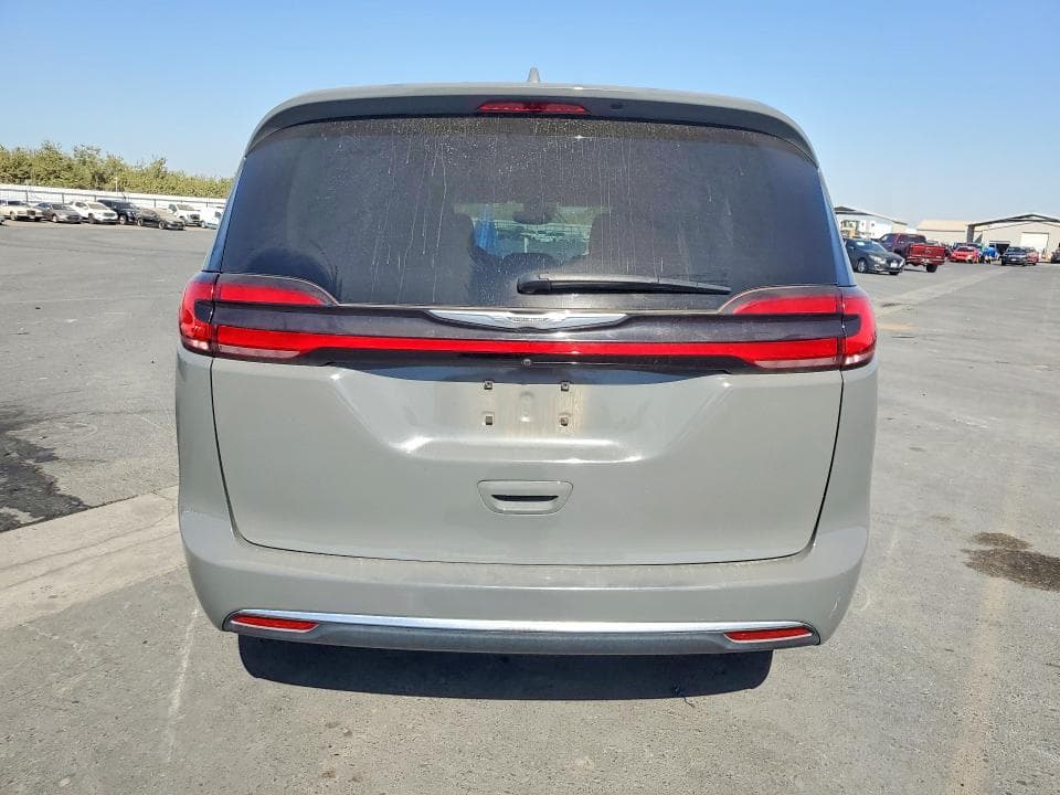 2022 CHRYSLER PACIFICA TOURING L 6