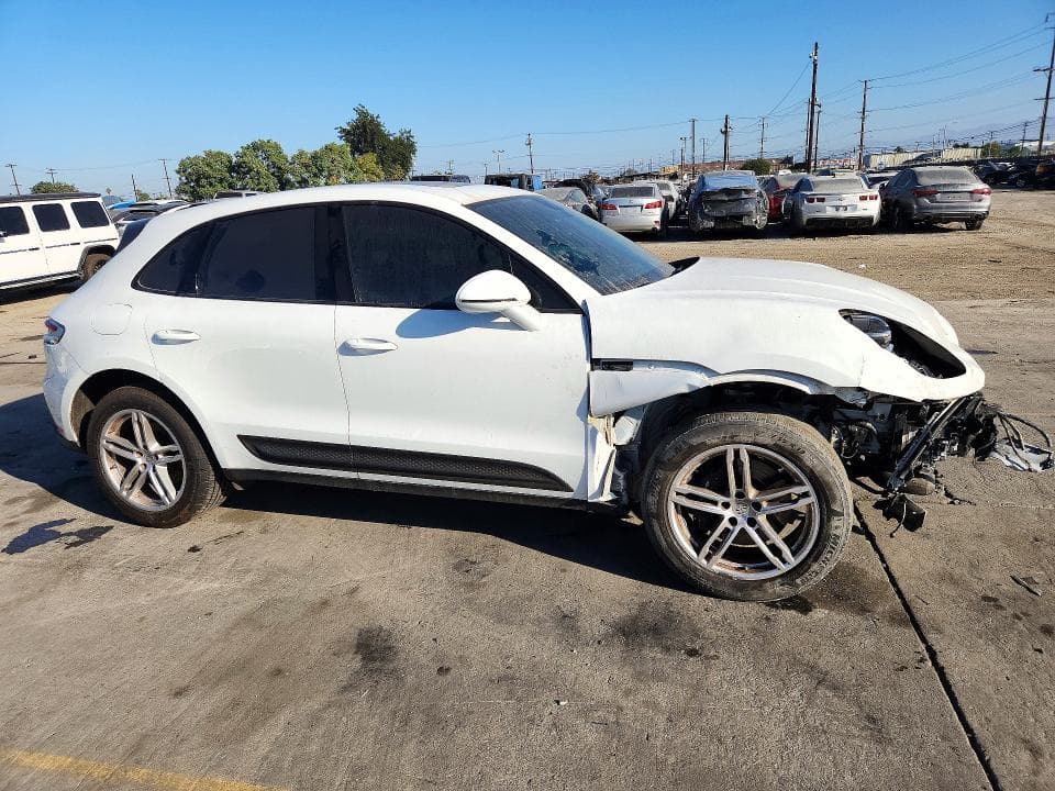2024 PORSCHE MACAN 4
