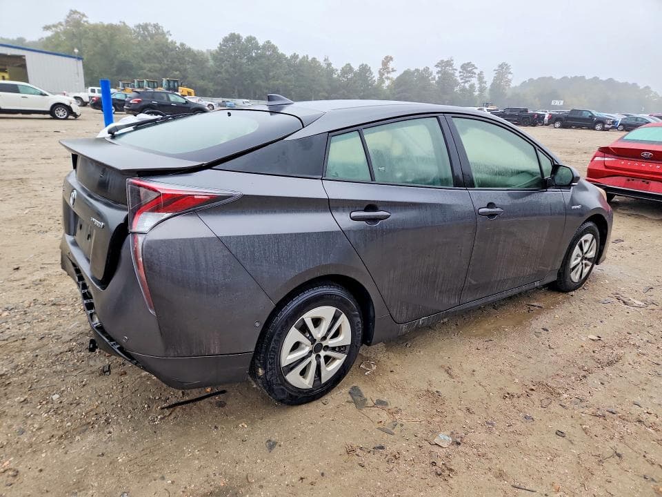 2017 TOYOTA PRIUS THREE 3