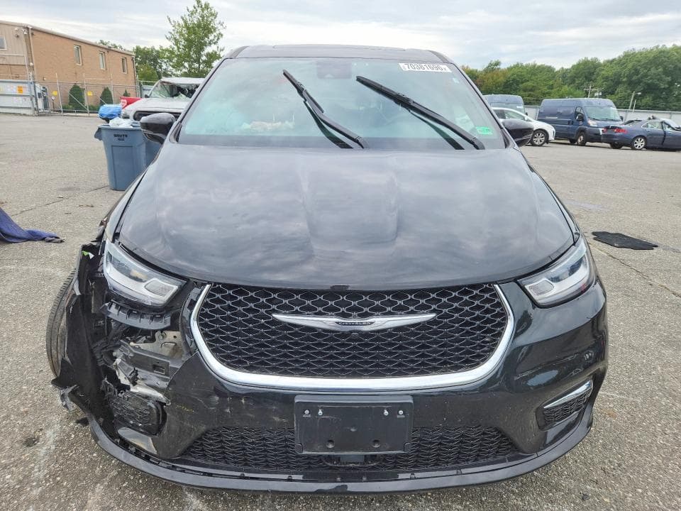 2026 CHRYSLER PACIFICA LIMITED 5