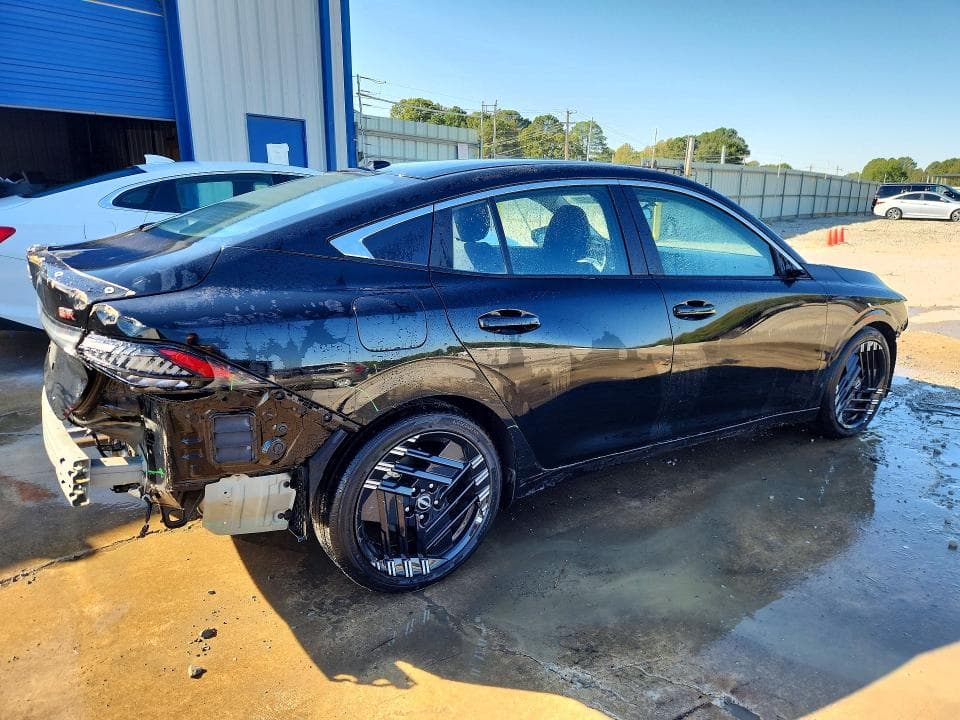 2026 NISSAN SENTRA SR 3