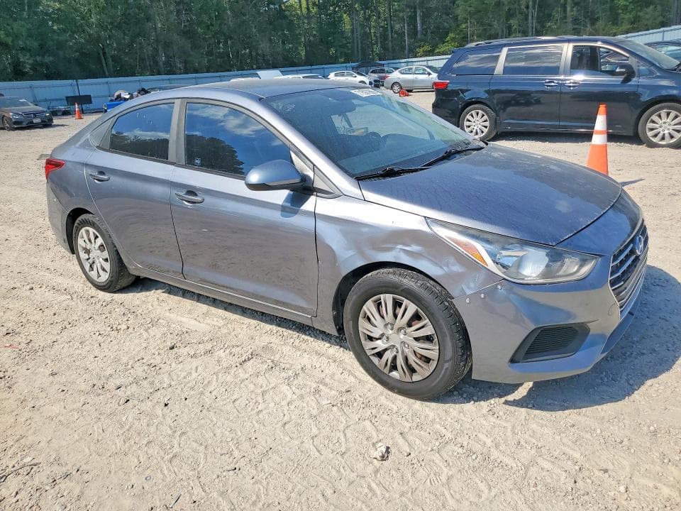 2019 HYUNDAI ACCENT SE 4