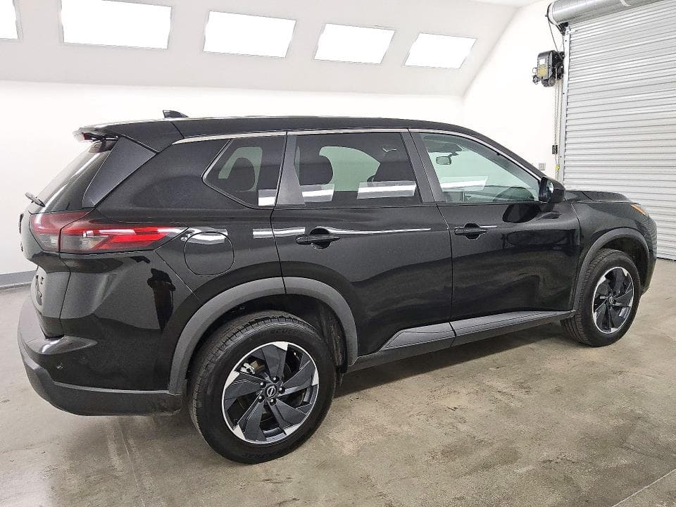 2025 NISSAN ROGUE SV 3