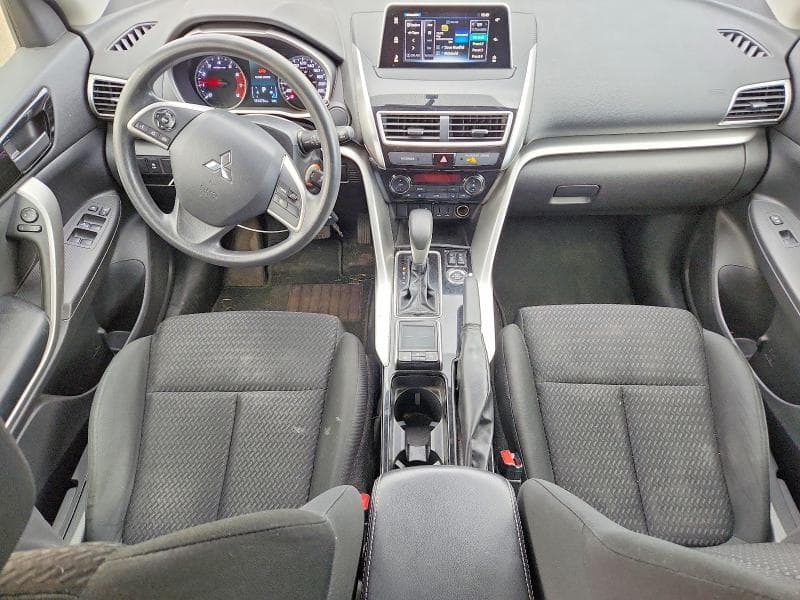 2020 MITSUBISHI ECLIPSE CROSS ES 8