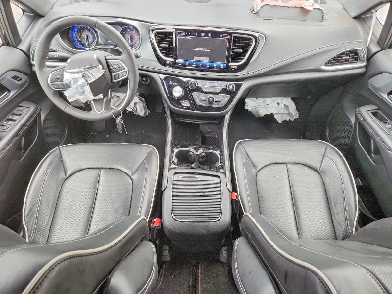 2026 CHRYSLER PACIFICA LIMITED 8