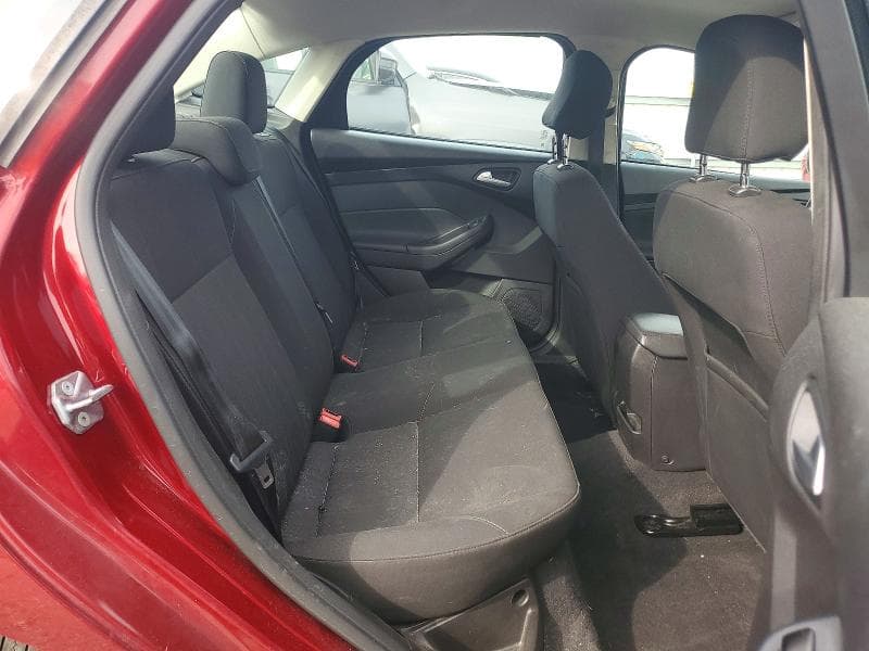 2017 FORD FOCUS SE 10