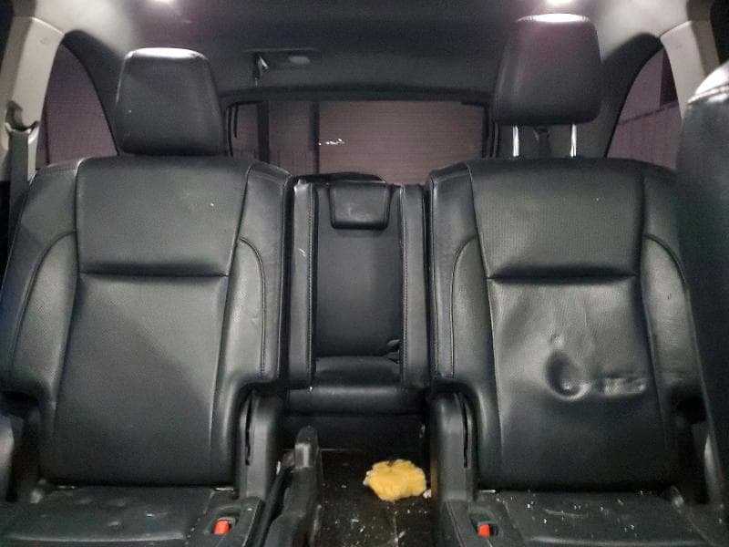 2017 TOYOTA HIGHLANDER LIMITED 10