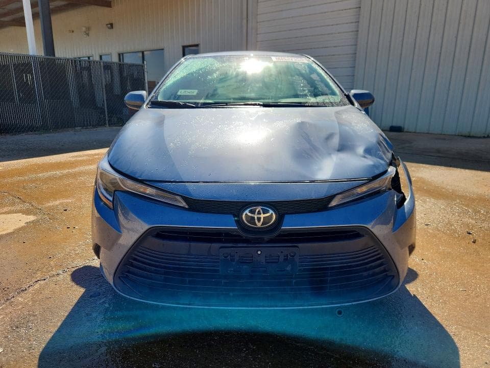 2026 TOYOTA COROLLA LE 5