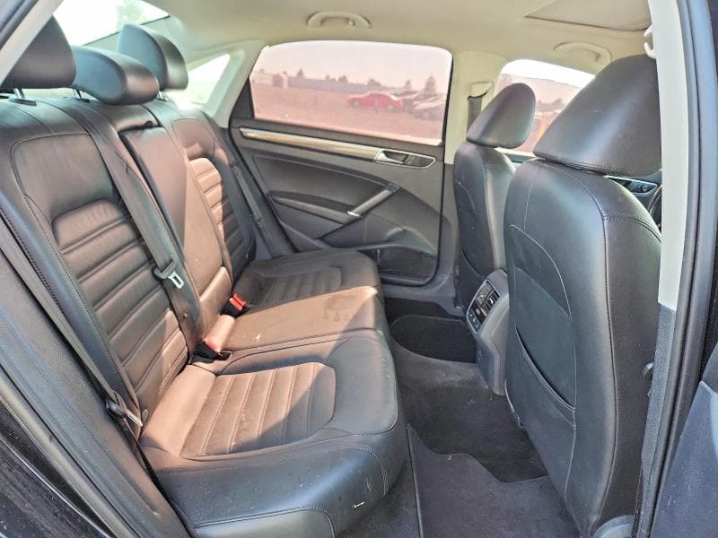 2017 VOLKSWAGEN PASSAT SEL PREMIUM 10