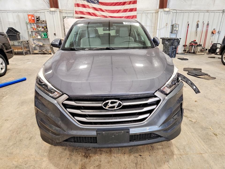 2017 HYUNDAI TUCSON SE 5