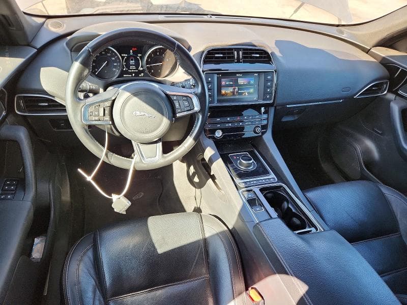 2018 JAGUAR F-PACE PRESTIGE 8