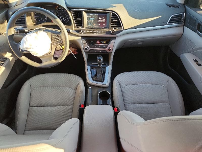 2018 HYUNDAI ELANTRA SEL 8