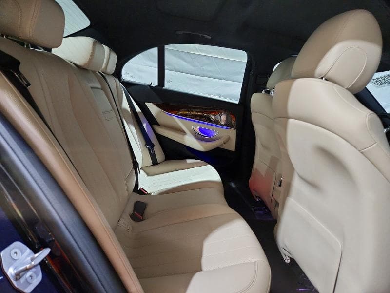 2017 MERCEDES-BENZ E 300 4MATIC 10