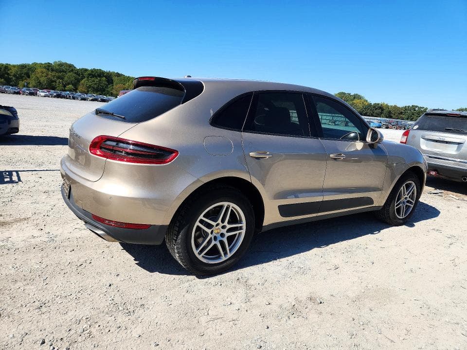 2017 PORSCHE MACAN 3