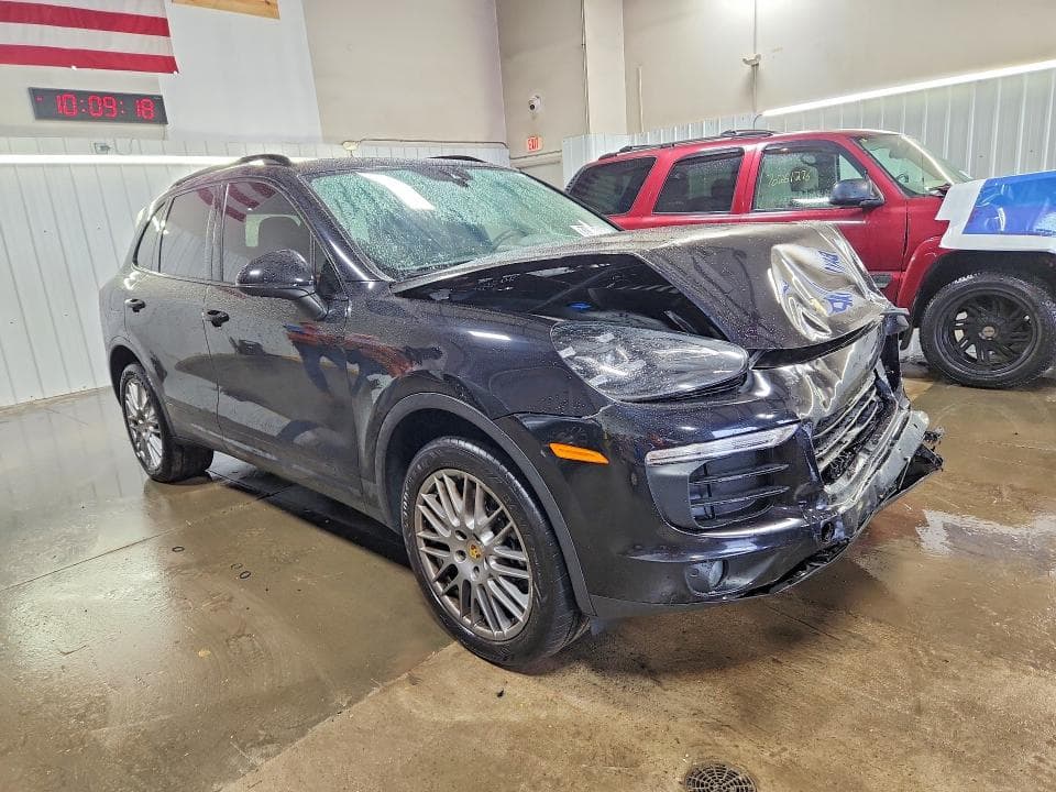 2018 PORSCHE CAYENNE 4