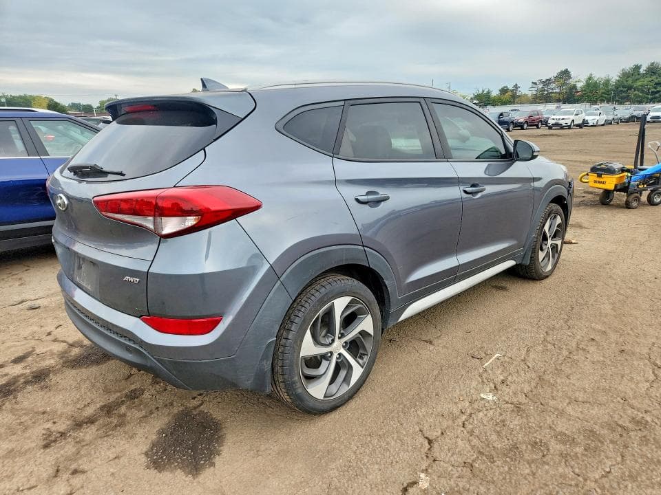 2018 HYUNDAI TUCSON SEL 3