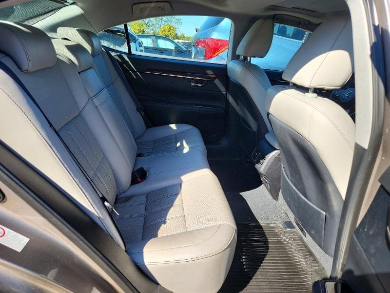 2017 LEXUS ES 350 10
