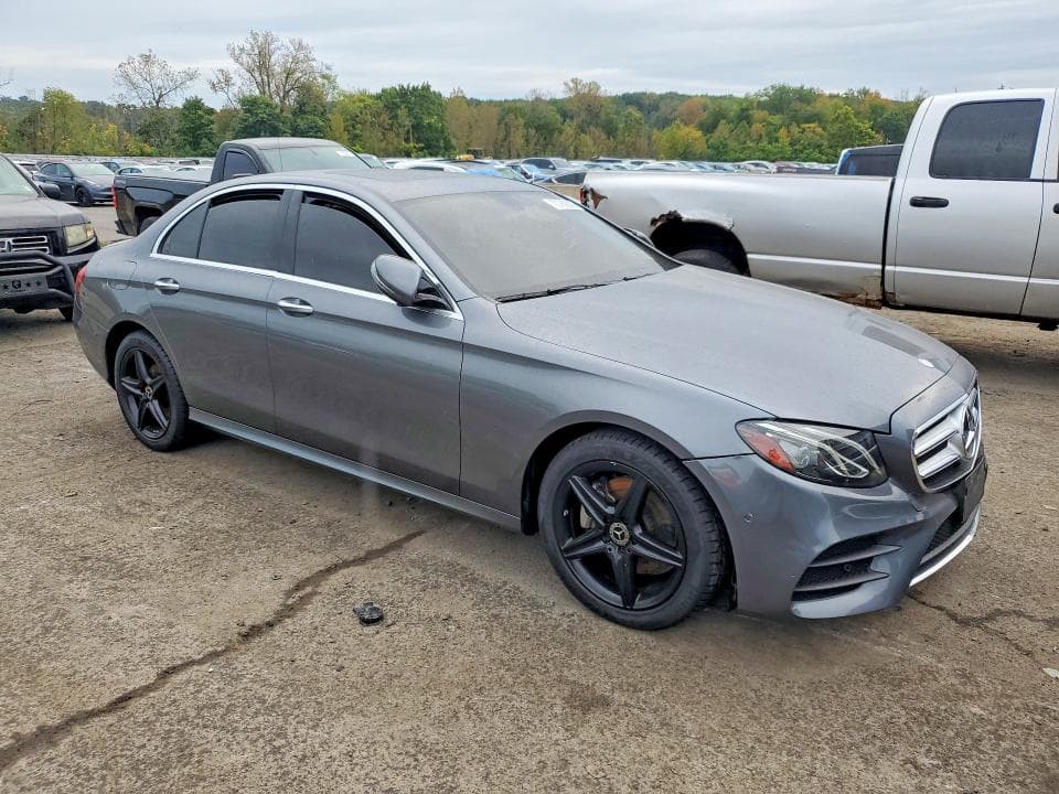 2018 MERCEDES-BENZ E 300 4MATIC 4