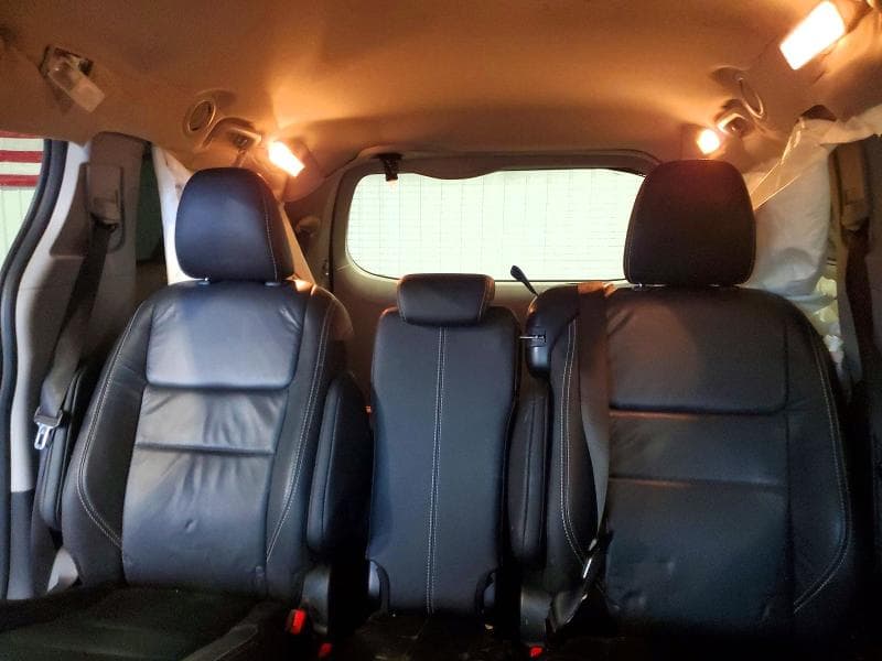 2017 TOYOTA SIENNA SE 10