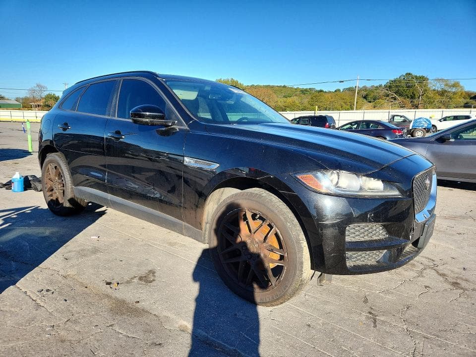 2018 JAGUAR F-PACE PREMIUM 4