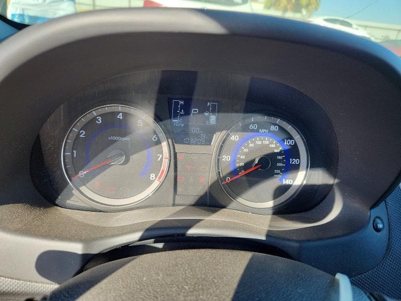 2017 HYUNDAI ACCENT SE 9