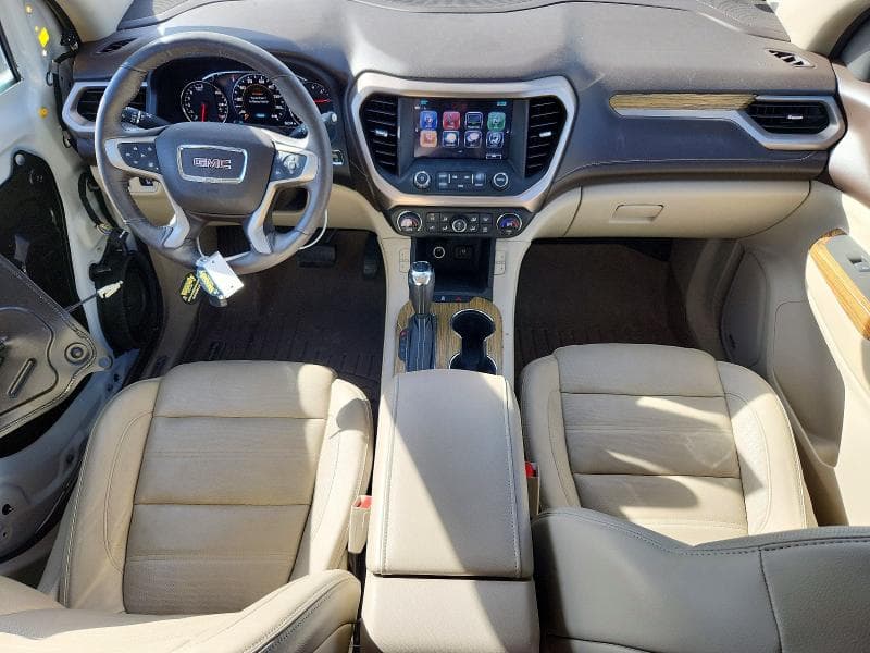 2017 GMC ACADIA DENALI 8