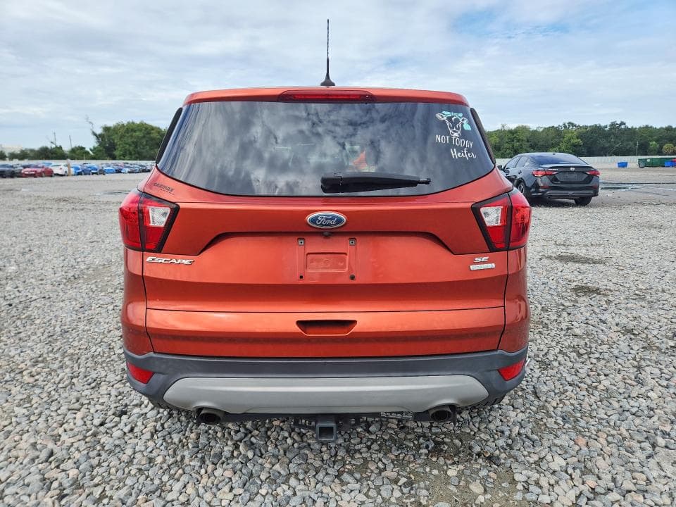2019 FORD ESCAPE SE 6