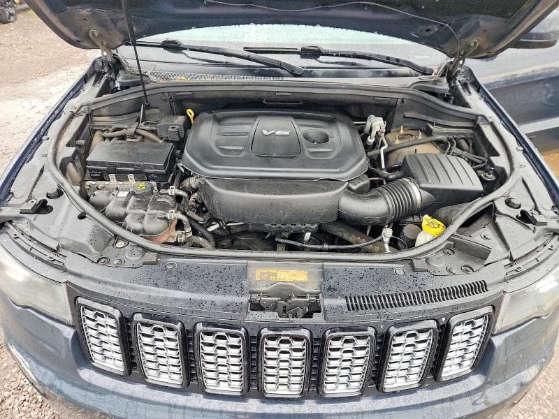 2017 JEEP GRAND CHEROKEE LAREDO 12