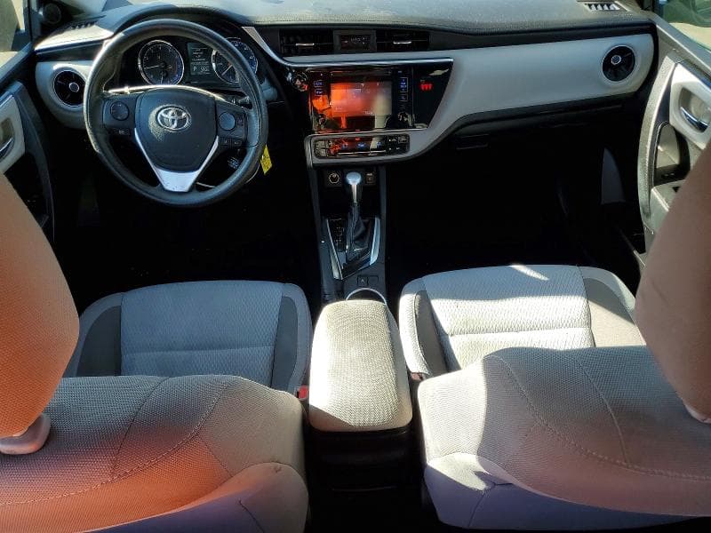 2019 TOYOTA COROLLA LE 8