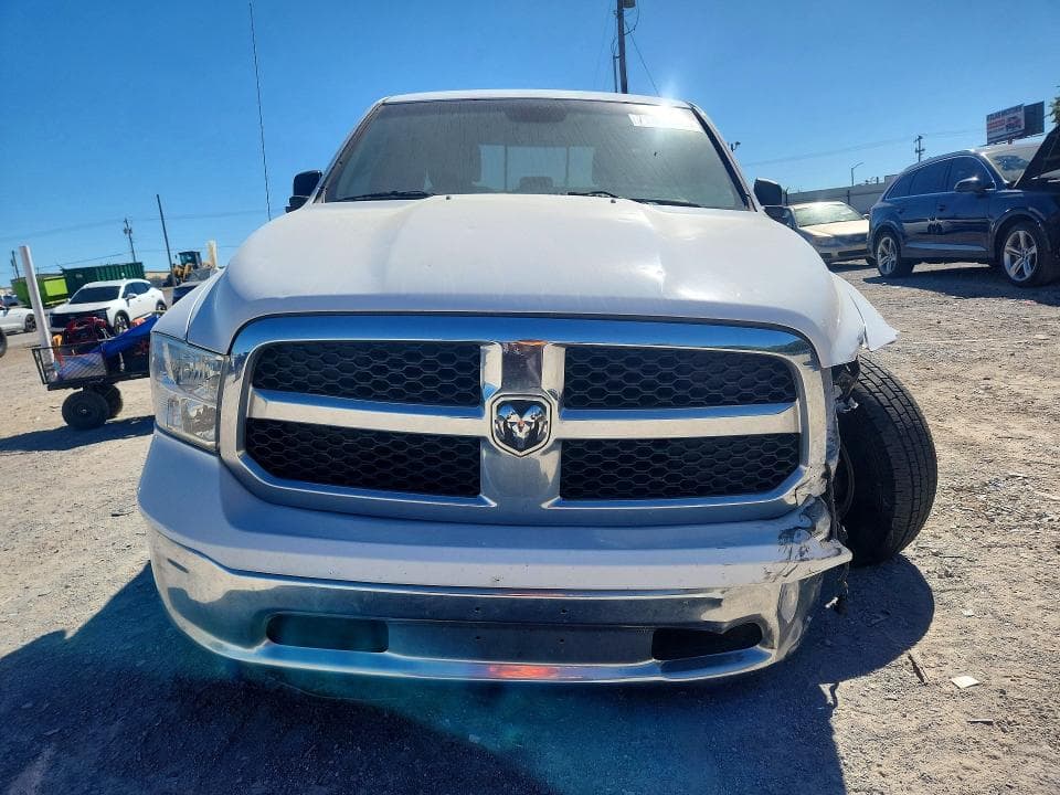 2017 RAM 1500 SLT 5