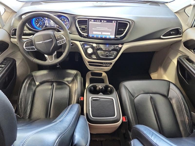 2022 CHRYSLER PACIFICA TOURING L 8