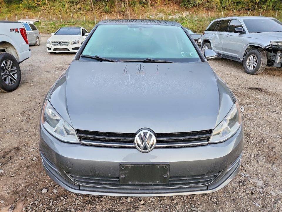 2017 VOLKSWAGEN GOLF S 5