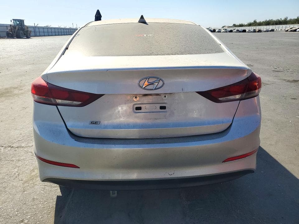 2017 HYUNDAI ELANTRA SE 6
