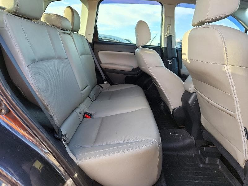 2018 SUBARU FORESTER 11