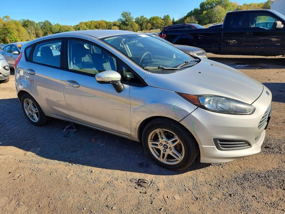 2018 FORD FIESTA SE 4