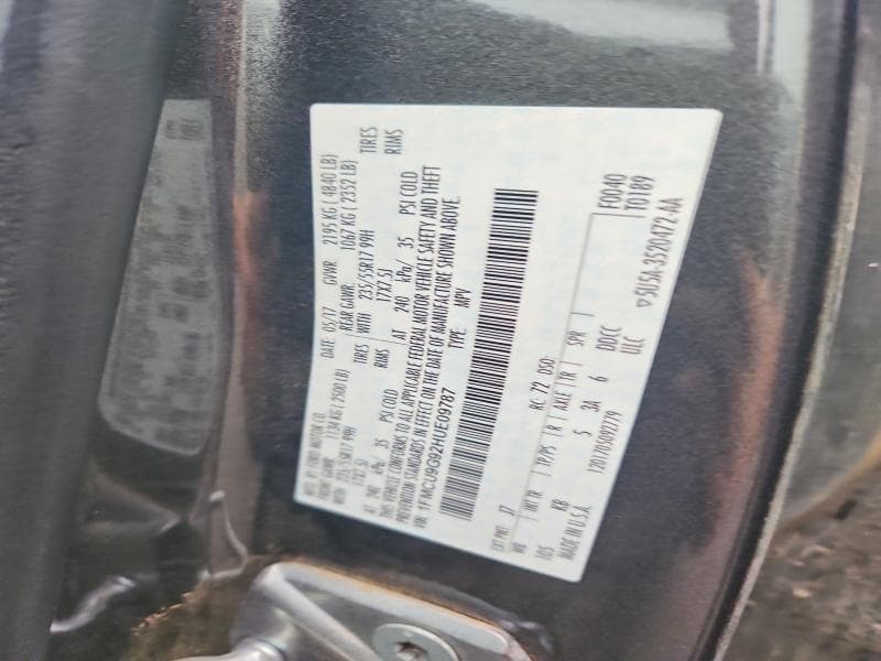 2017 FORD ESCAPE SE 12