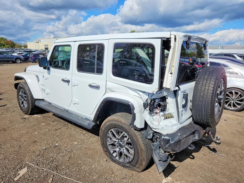 2024 JEEP WRANGLER SAHARA 2