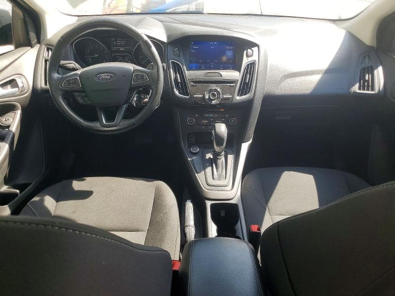 2017 FORD FOCUS SEL 8