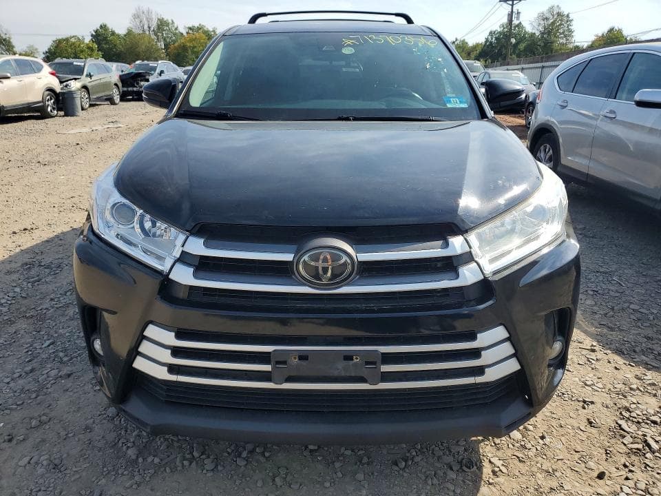 2018 TOYOTA HIGHLANDER LE PLUS 5