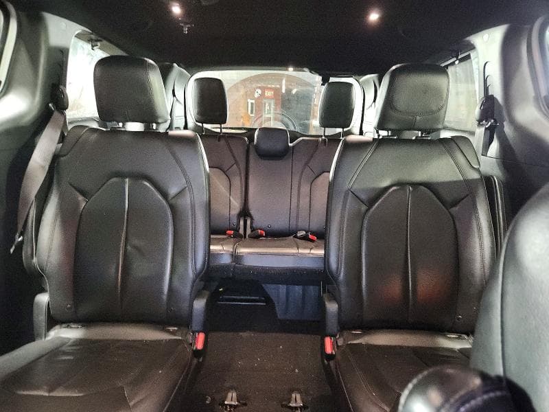 2020 CHRYSLER PACIFICA TOURING L 10