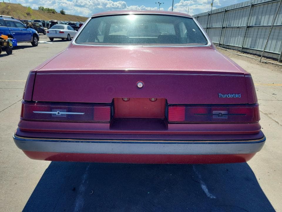 1983 FORD THUNDERBIRD 6