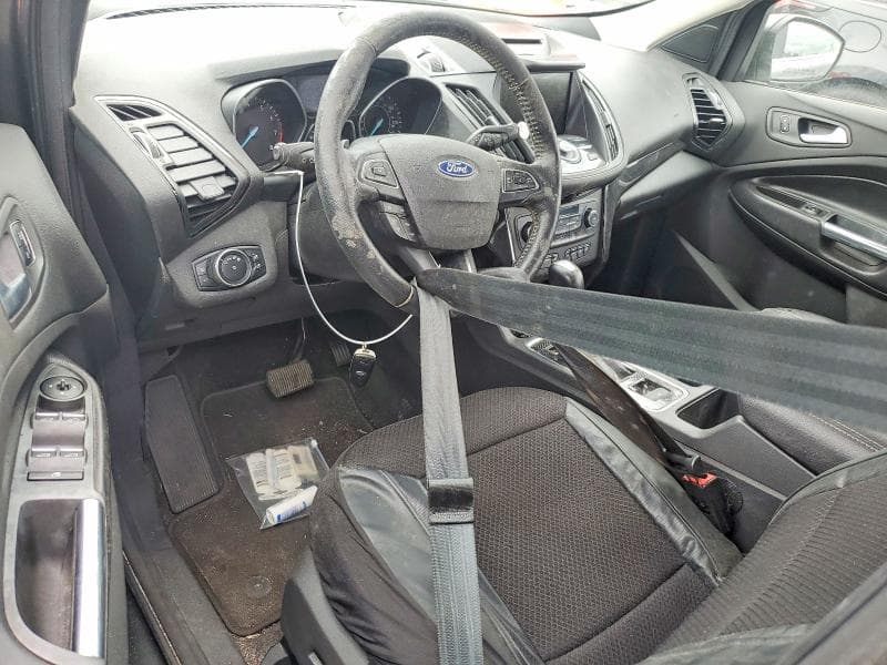 2017 FORD ESCAPE TITANIUM 8
